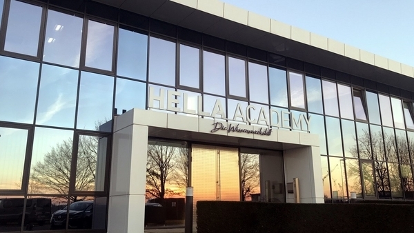 Weiterbildung in der Hella Academy